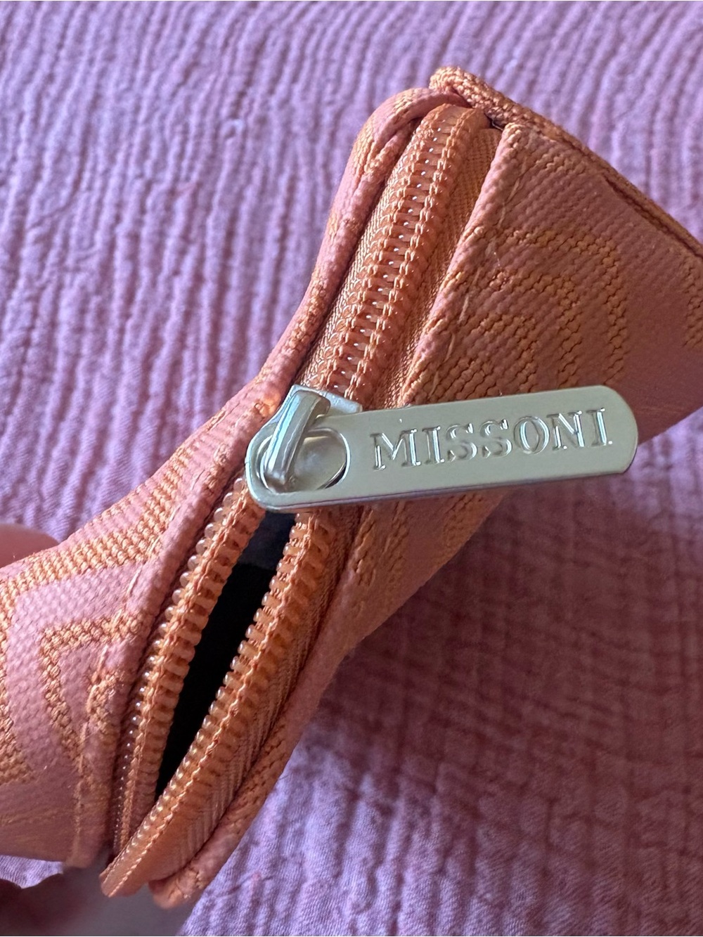 Missoni x Delta Peach-Pink-Orange Zigzag Zip Pouch - Picture 3 of 7